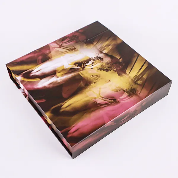 Dárkové krabičky na oblečení